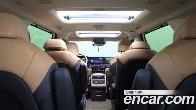 Kia Canival 2023 — photo 20