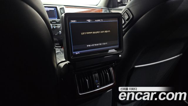 Hyundai Equus 2012 — photo 16