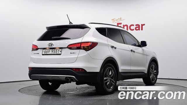 Hyundai Santafe 2013 — photo 2