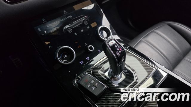 Land Rover Range Rover Evoque 2022 — photo 9