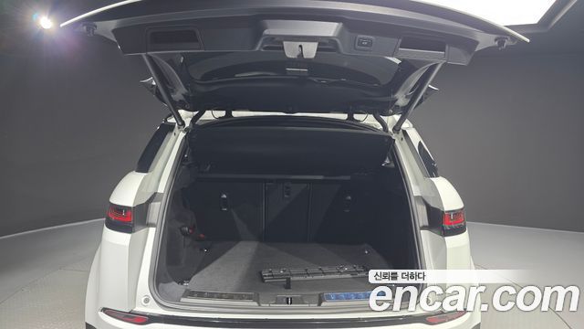 Land Rover Range Rover Evoque 2022 — photo 20
