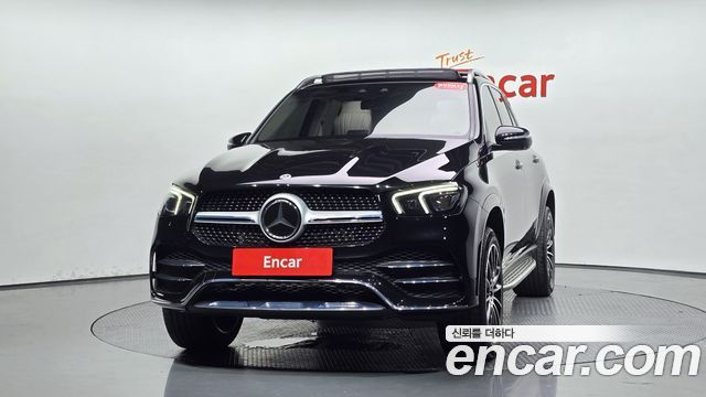 Mercedes-Benz GLE-Class 2023 — photo 3