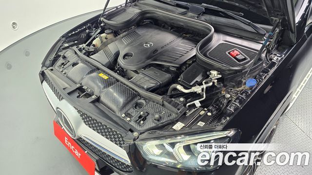 Mercedes-Benz GLE-Class 2023 — photo 6