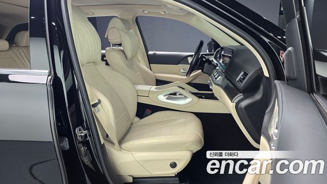 Mercedes-Benz GLE-Class 2023 — photo 13