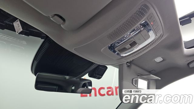 Mercedes-Benz GLE-Class 2023 — photo 27