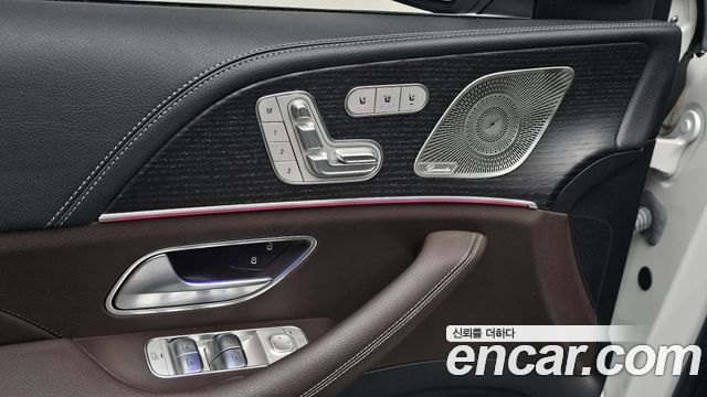 Mercedes-Benz GLE-Class 2023 — photo 29