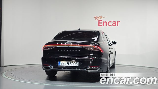 Hyundai Grandeur 2022 — photo 4
