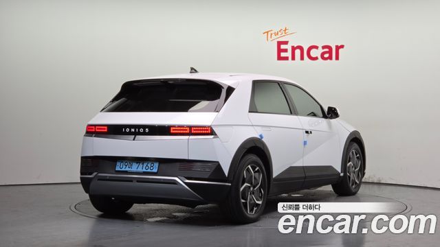 Hyundai Ioniq5 2022 — photo 2