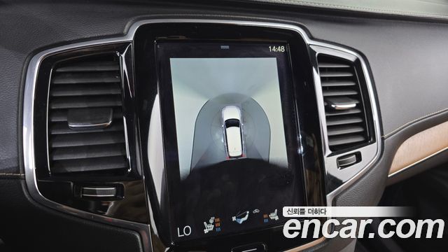 Volvo XC90 2018 — photo 20