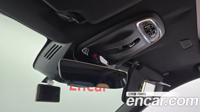 Volvo XC90 2018 — photo 27