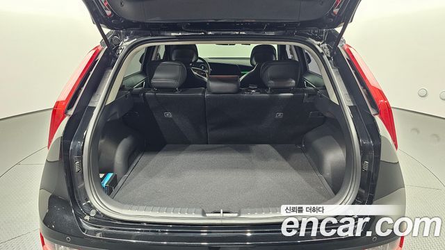 Kia Niro 2023 — photo 22
