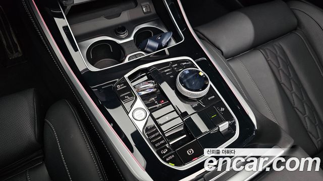 BMW X5 2026 — photo 12