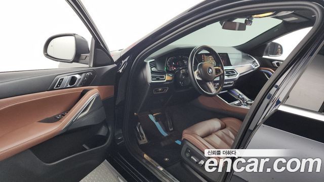 BMW X6 2022 — photo 13