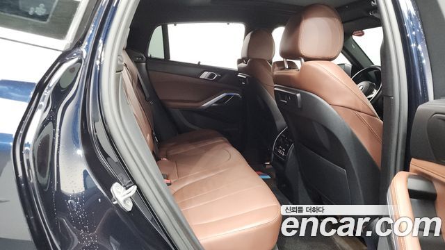 BMW X6 2022 — photo 17