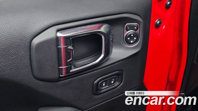 Jeep Wrangler 2025 — photo 29