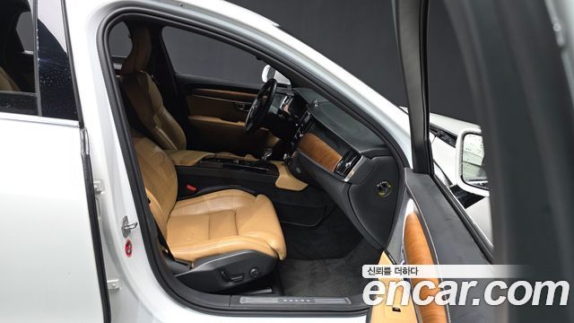 Volvo S90 2020 — photo 17