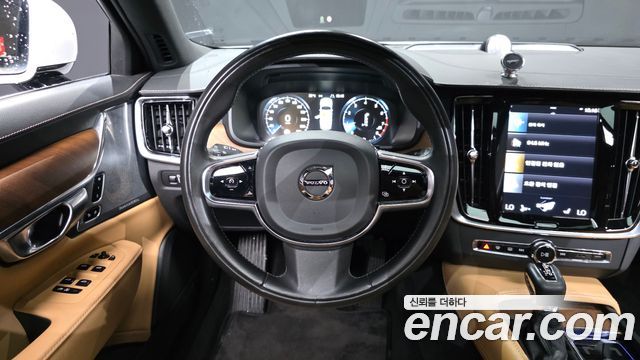 Volvo S90 2020 — photo 19
