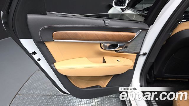 Volvo S90 2020 — photo 15