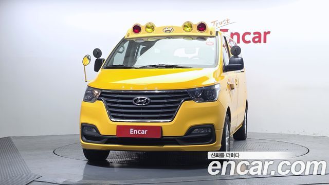 Hyundai Starex 2019 — photo 3