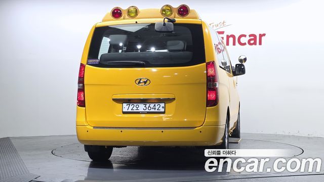 Hyundai Starex 2019 — photo 4