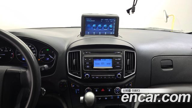 Hyundai Starex 2019 — photo 20