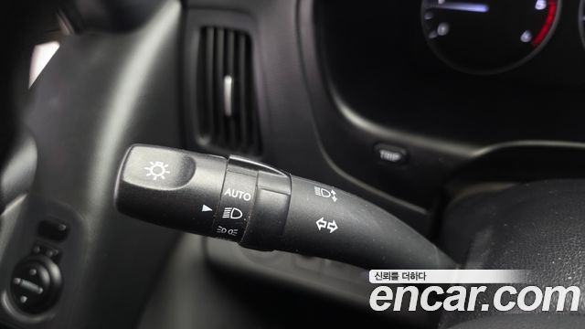 Hyundai Starex 2019 — photo 23