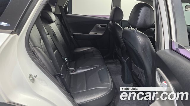 Kia Niro 2017 — photo 17