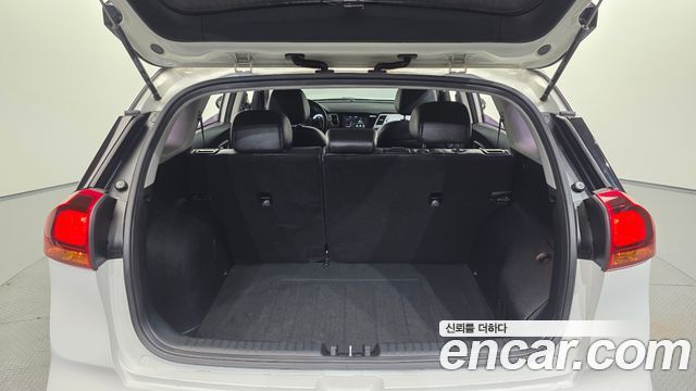 Kia Niro 2017 — photo 26