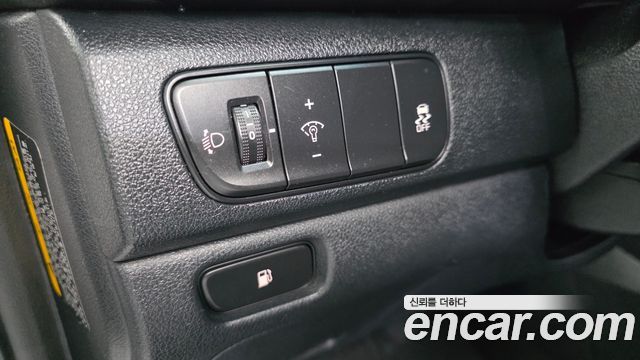 Kia Niro 2017 — photo 29