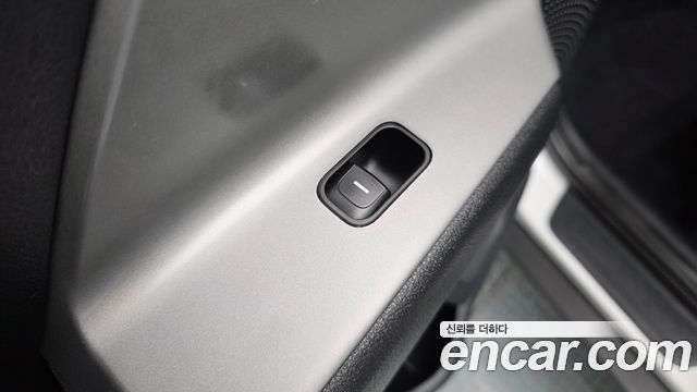 Kia Niro 2017 — photo 33