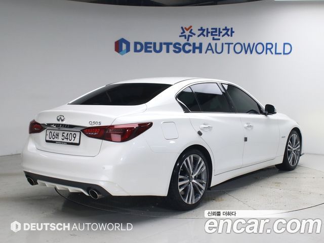 Infiniti Q50 2018 — photo 2