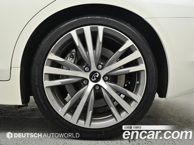 Infiniti Q50 2018 — photo 5