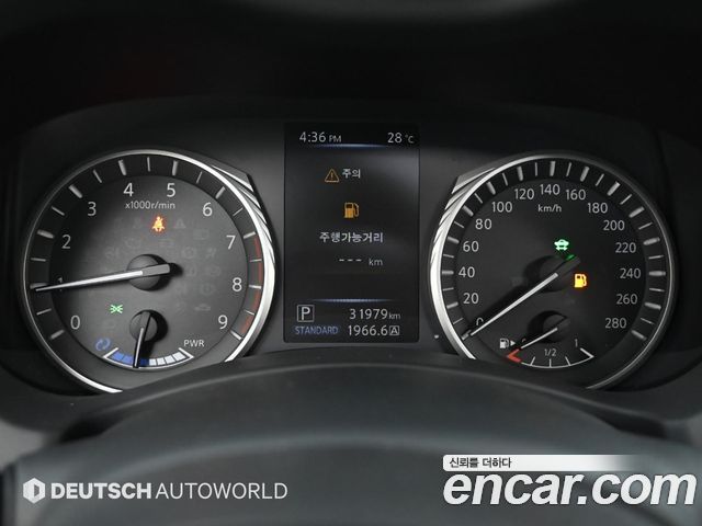 Infiniti Q50 2018 — photo 8
