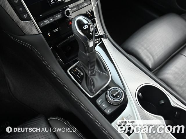 Infiniti Q50 2018 — photo 9