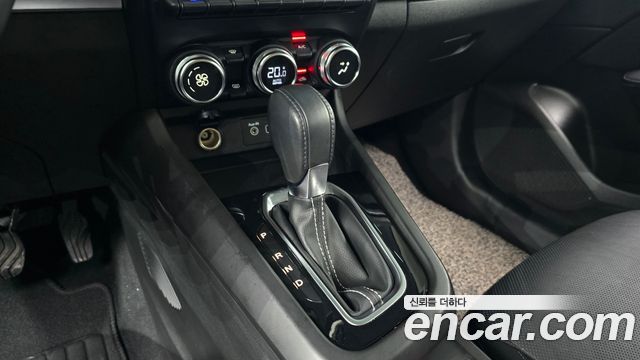 Renault Korea XM3 2022 — photo 9
