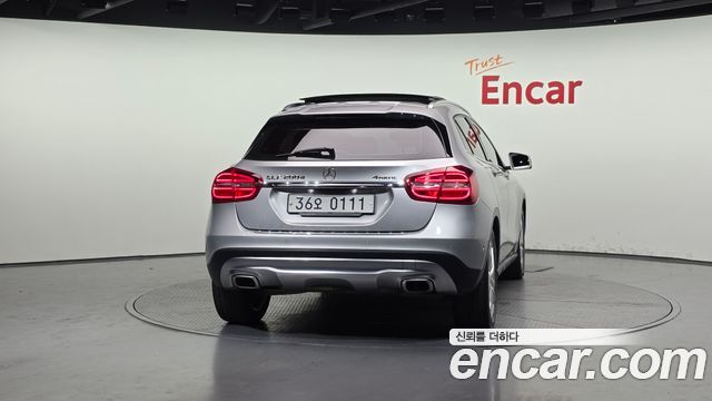 Mercedes-Benz GLA-Class 2016 — photo 4