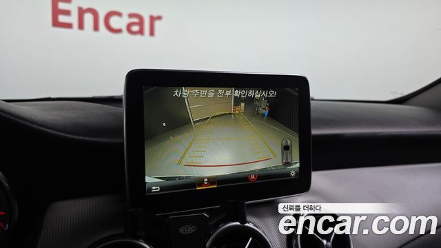 Mercedes-Benz GLA-Class 2016 — photo 14
