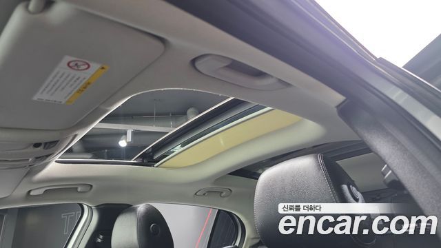 Mercedes-Benz GLA-Class 2016 — photo 15