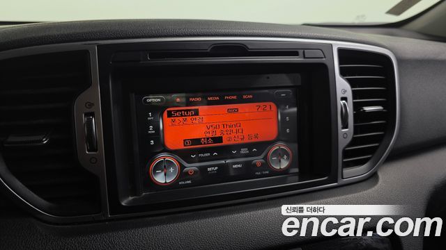 Kia Sportage 2016 — photo 17