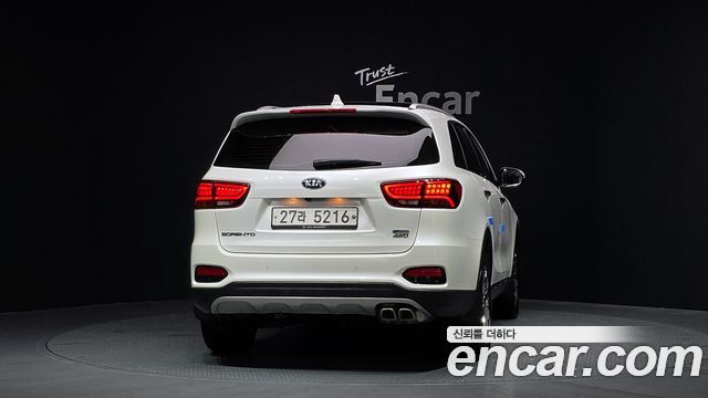 Kia Sorento 2019 — photo 4