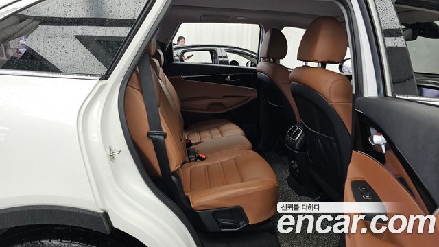 Kia Sorento 2019 — photo 18