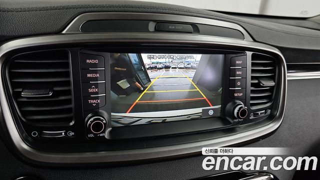 Kia Sorento 2019 — photo 21
