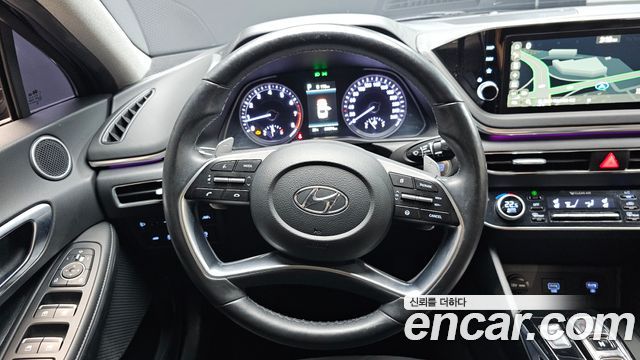Hyundai Sonata 2022 — photo 12