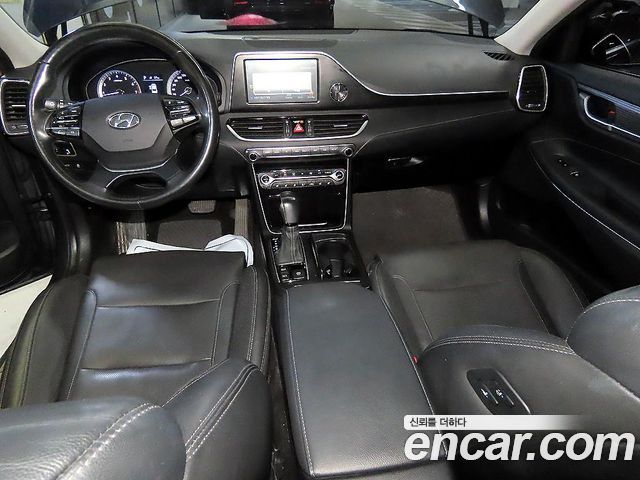 Hyundai Grandeur 2018 — photo 10