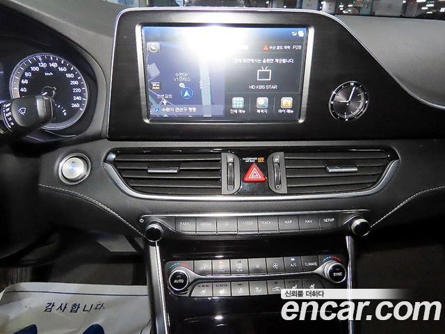 Hyundai Grandeur 2018 — photo 11