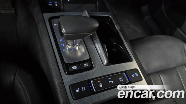 Genesis G80 2018 — photo 12