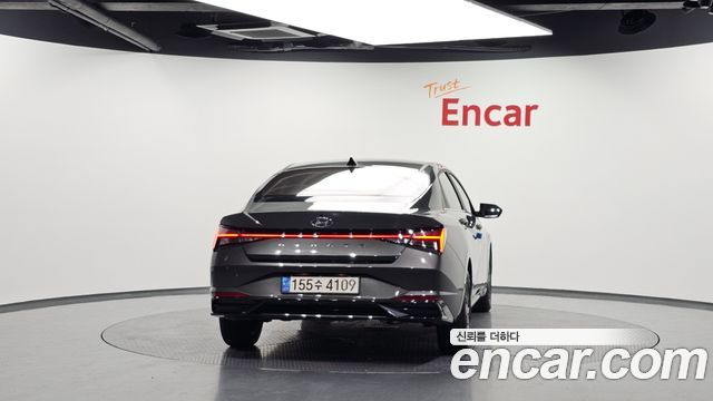 Hyundai AVANTE 2023 — photo 4
