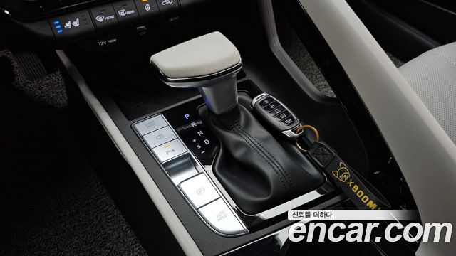 Hyundai AVANTE 2023 — photo 12