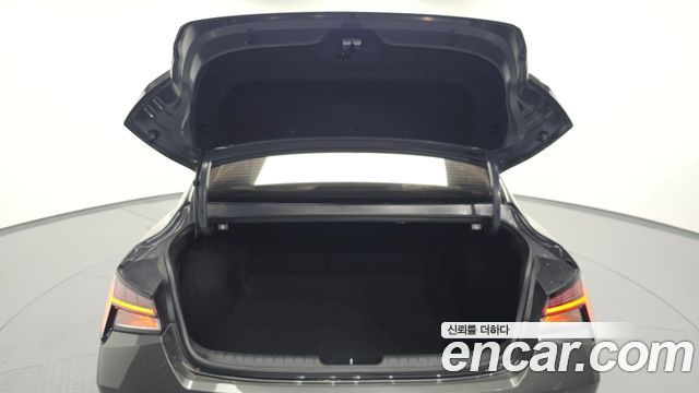 Hyundai AVANTE 2023 — photo 26