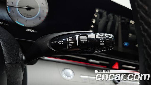 Hyundai AVANTE 2023 — photo 28